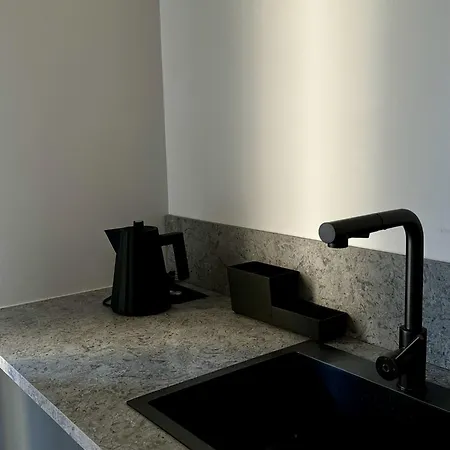 Moderne Апартаменты Дижон